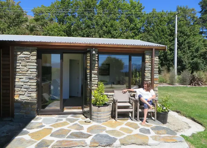 Quiet Studio In Paradise